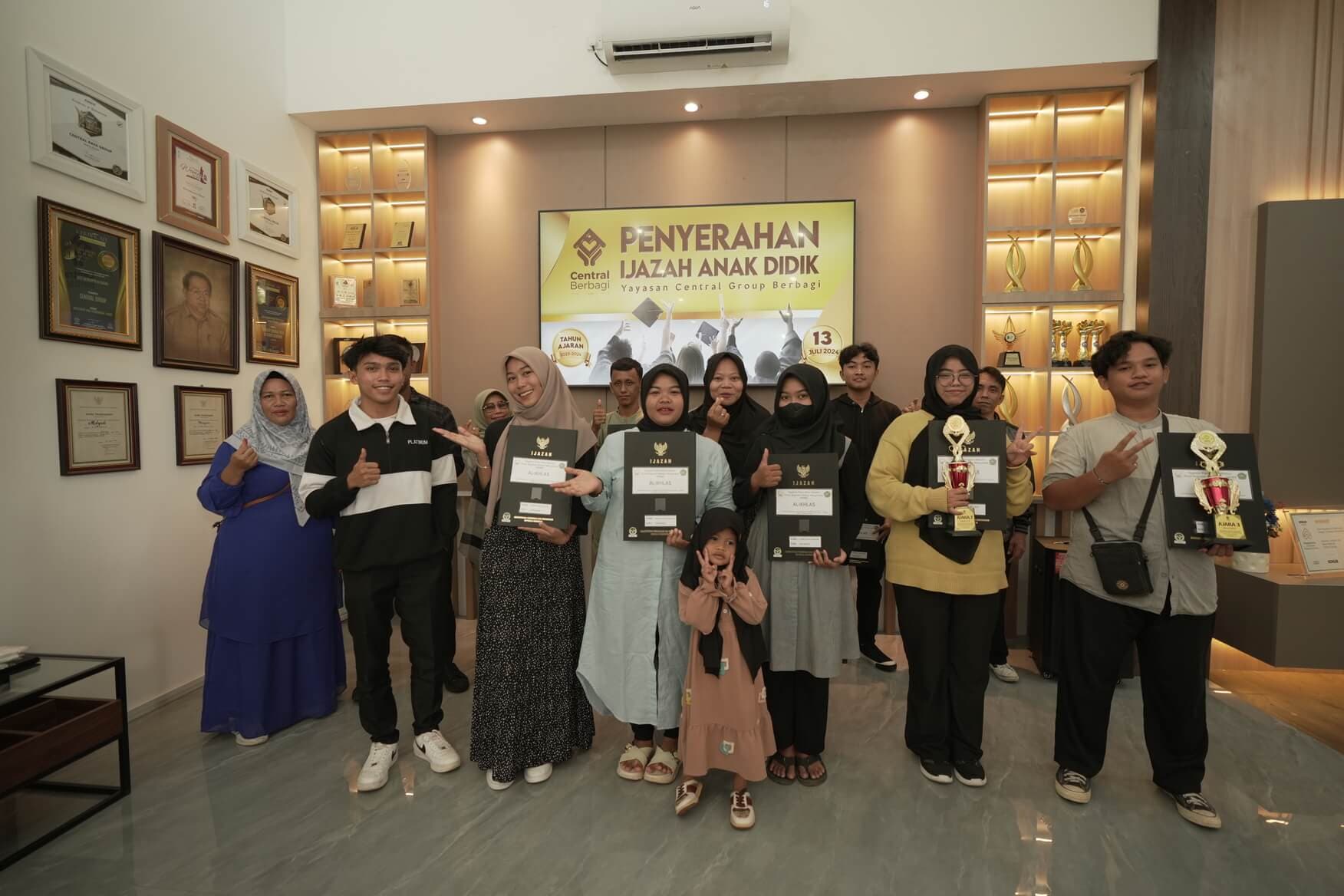 Berbagi Ijazah 4