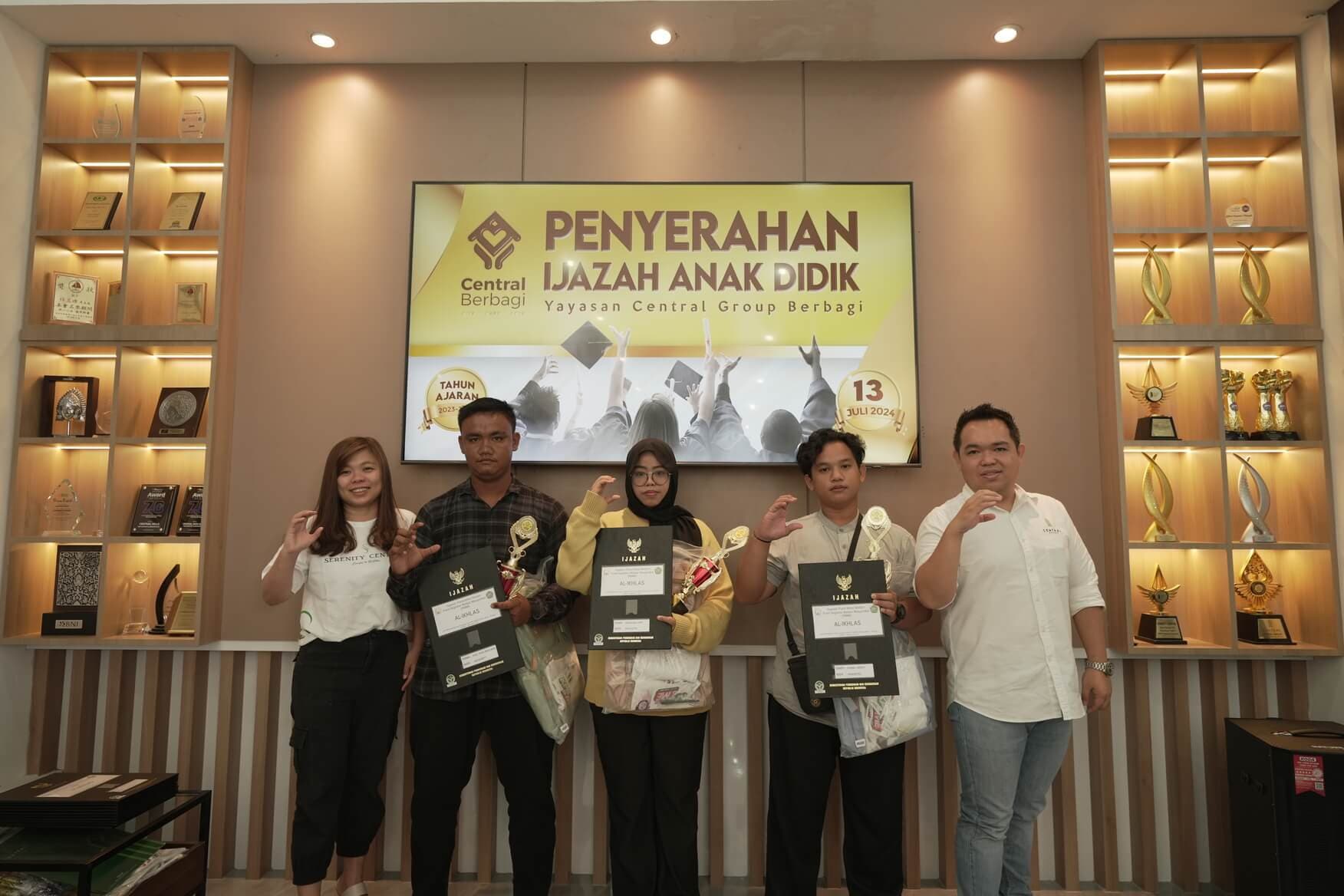 Berbagi Ijazah 1